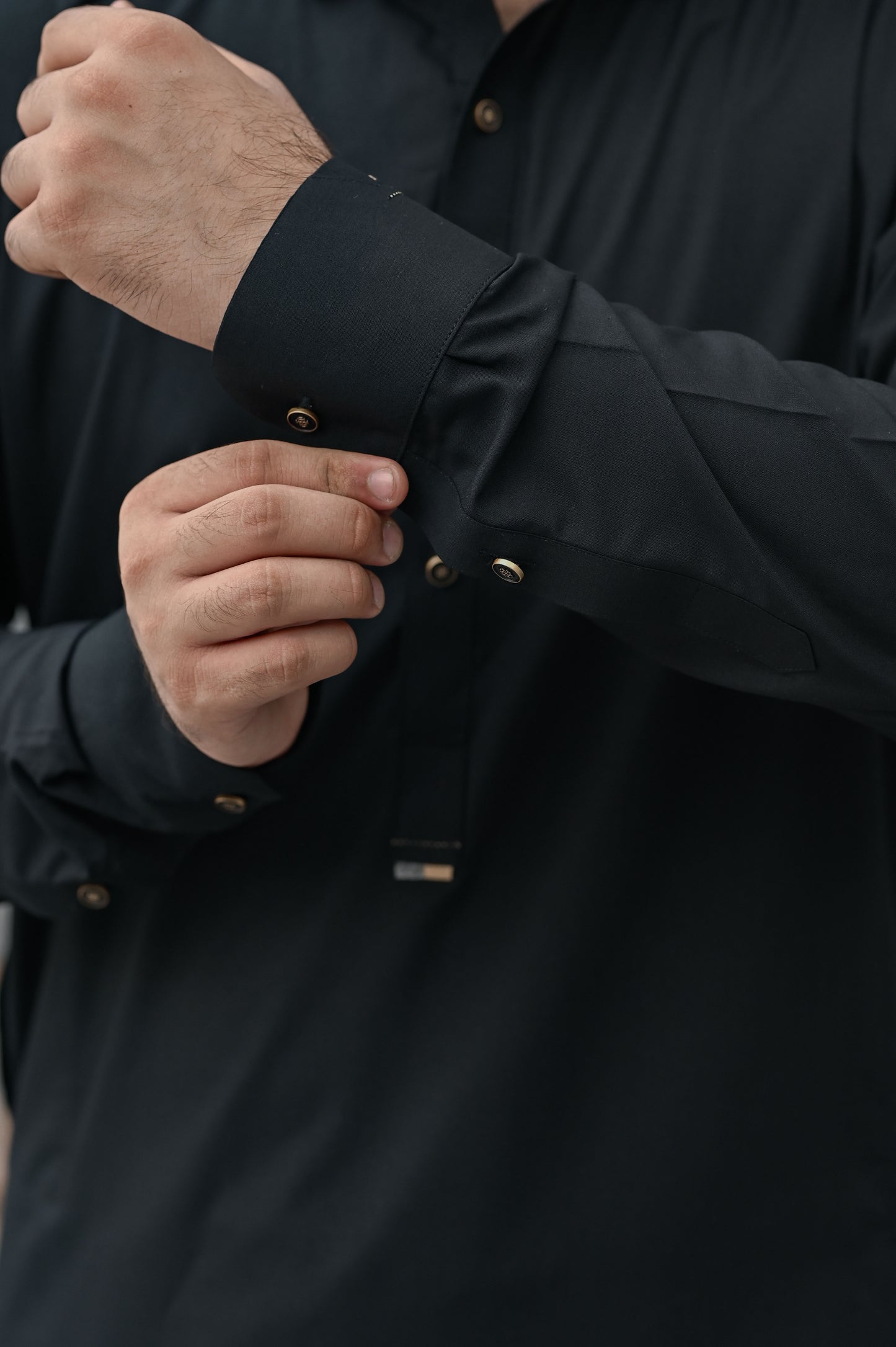 Raheel Qadir – Black Shalwar Kameez