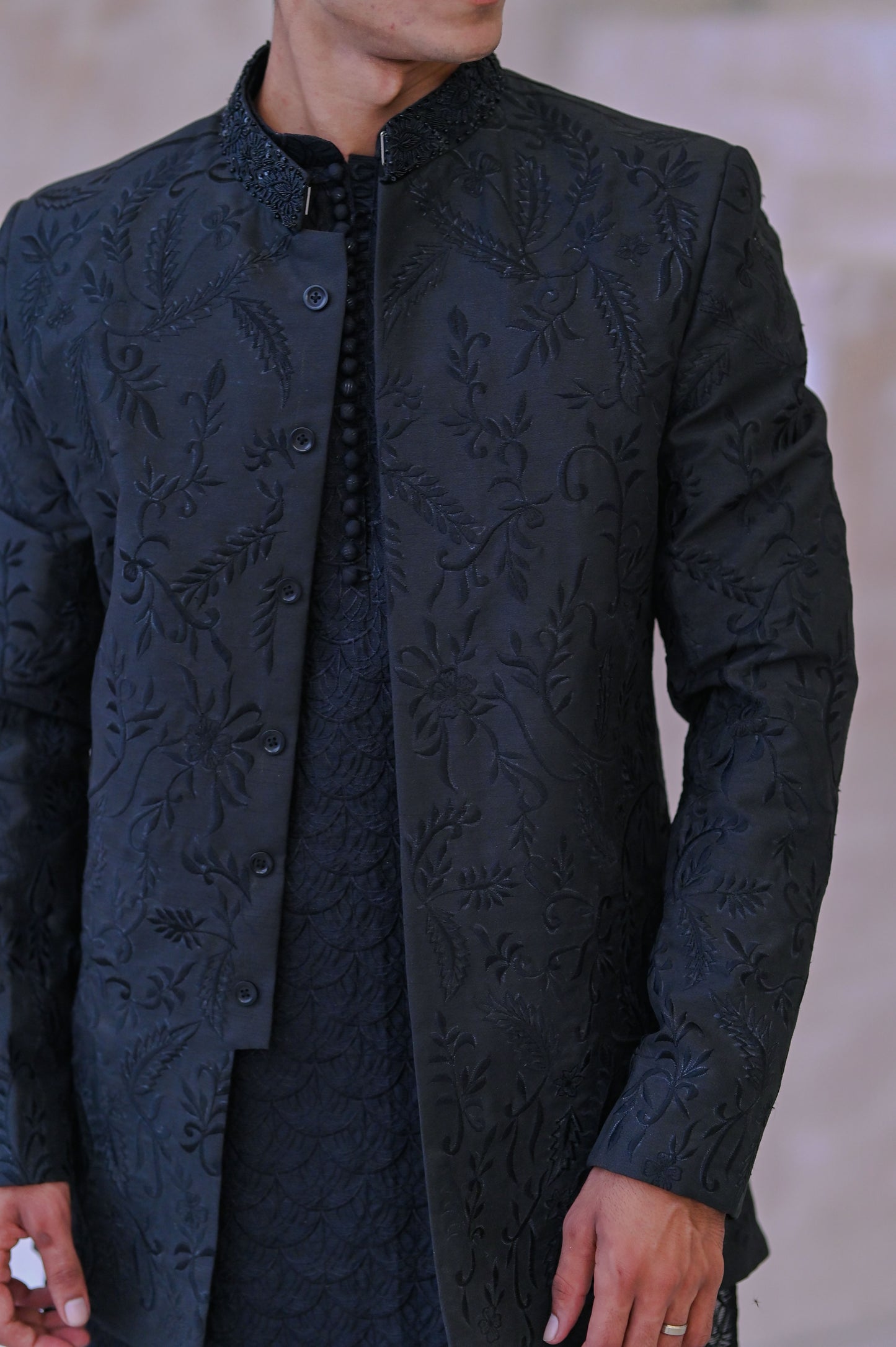 Raheel Qadir – Black Kurta Pajama with Embroidered Prince Coat