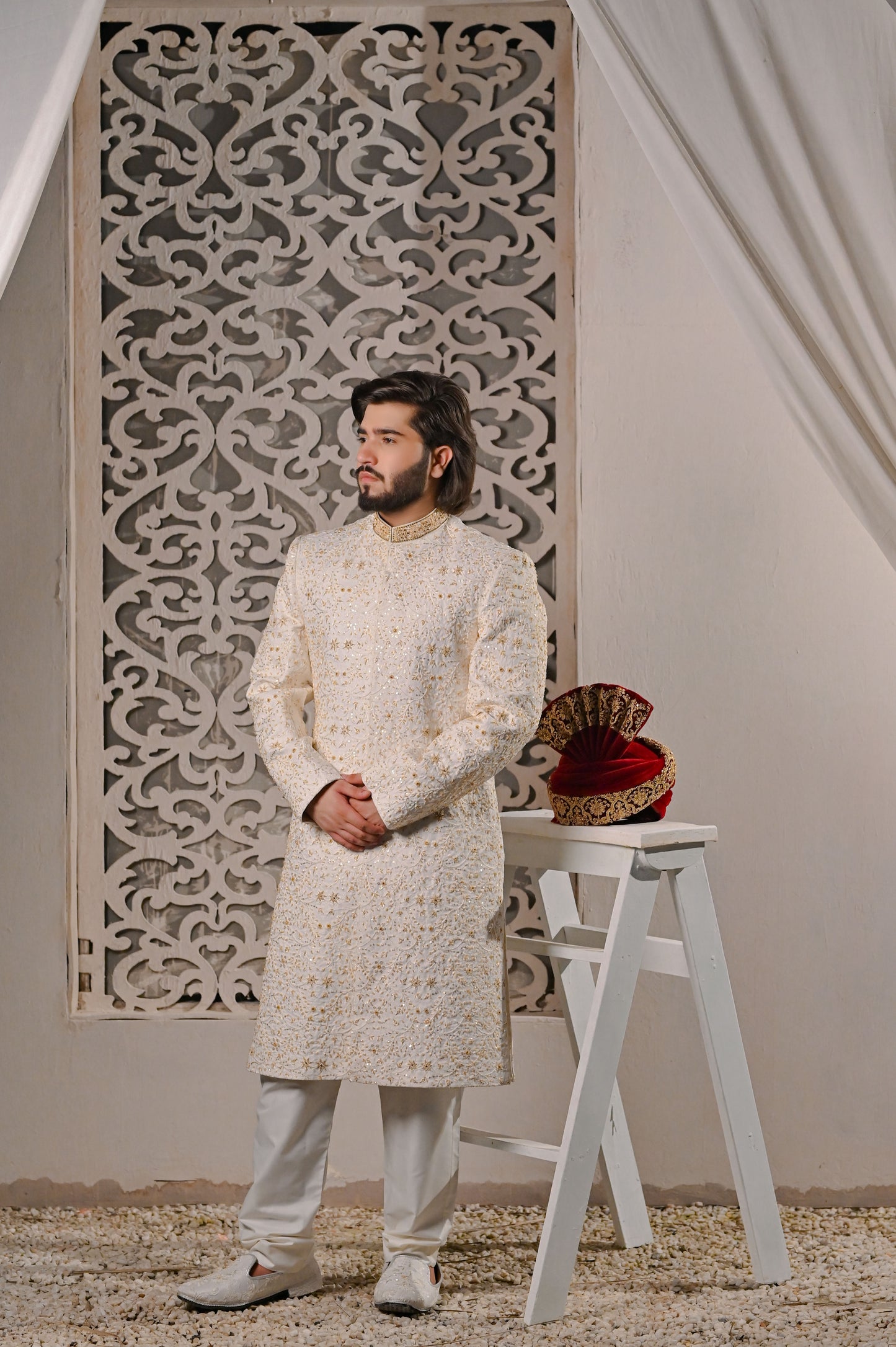 Raheel Qadir – Cream Embroidered Sherwani