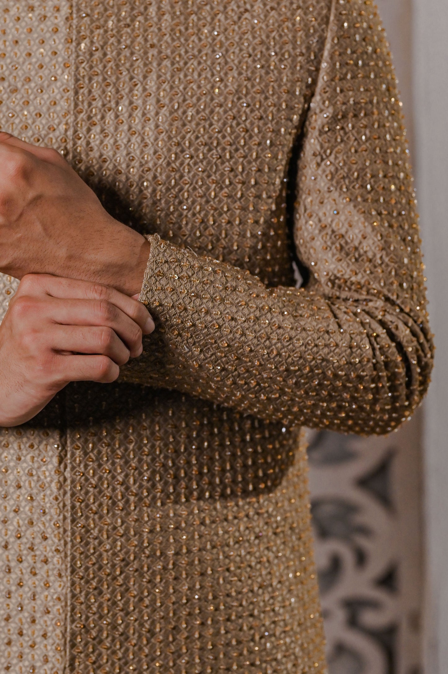 Raheel Qadir – Golden Embroidered Sherwani