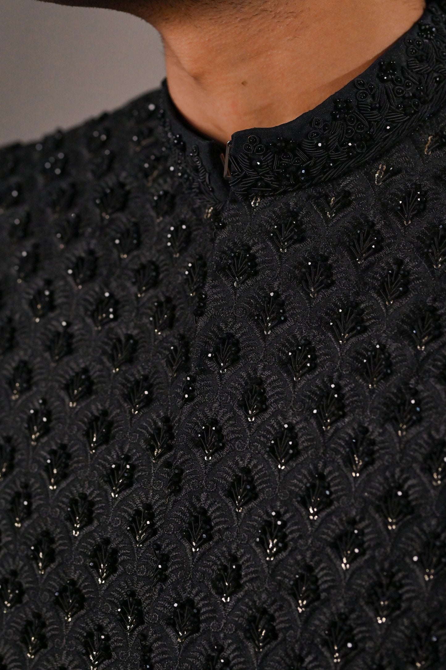 Raheel Qadir – Black Sherwani